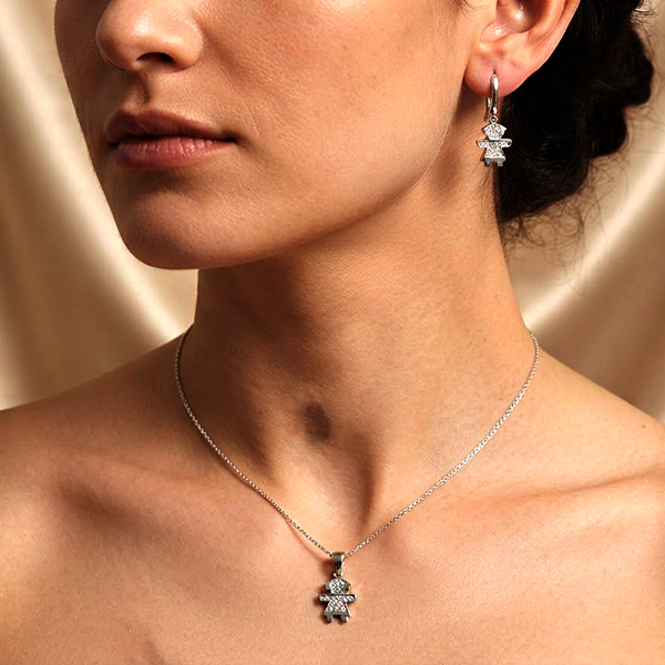 925 Sterling Silver Jewelry Earrings and Pendant 3.89 Grams With White Cubic Zirconia 925 Sterling Silver Jewelry Earrings and Pendant 3.89 Grams With White Cubic Zirconia