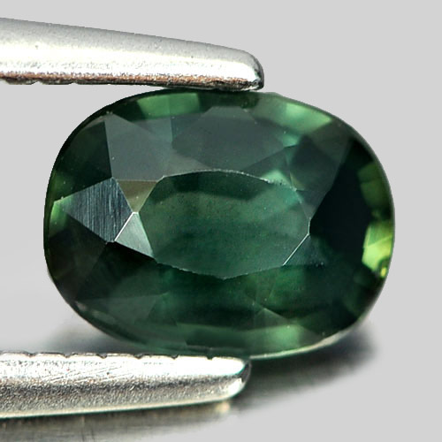 green sapphire gemstone