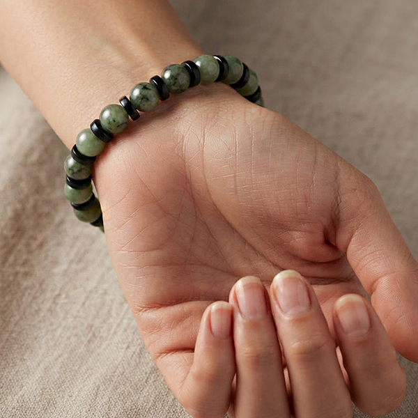 Natural Multi Color Jade Gemstones 170.17 Ct. Beads Flexibility Bracelet Mixed Shape Natural Multi Color Jade Gemstones 170.17 Ct. Beads Flexibility Bracelet Mixed Shape